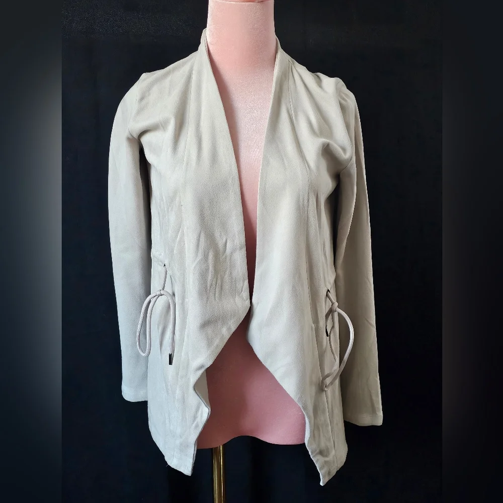 Jacket - Picture 2 of 5